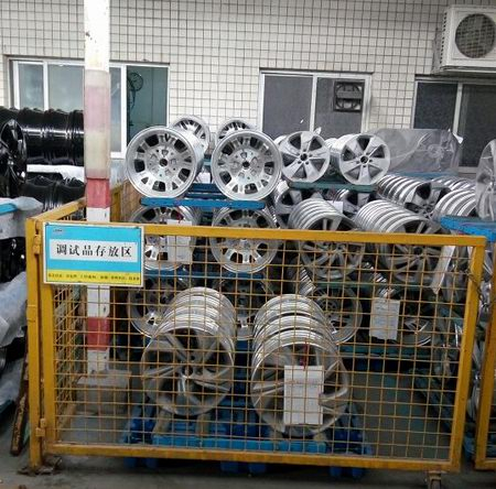 ?回訪用戶汽車(chē)鋁合金車(chē)輪輪轂制造商廣州戴卡旭