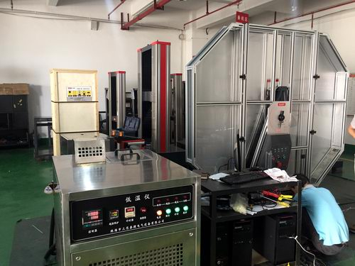 為某管業(yè)公司提供的全自動低溫沖擊試驗機